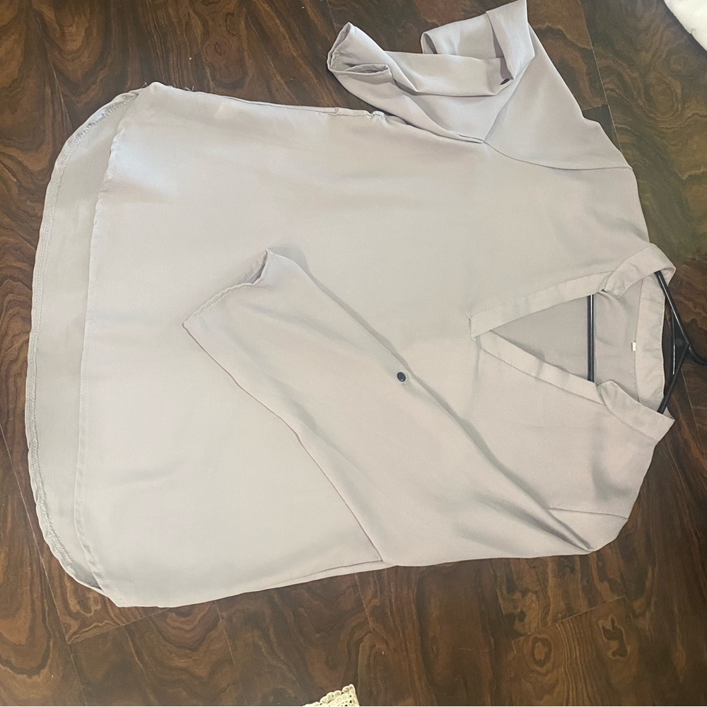 Elegant Women's Blouse in Light Gray